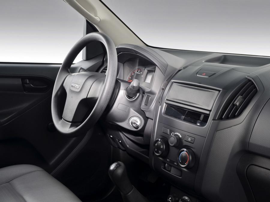  Isuzu D-Max Single Cab 2012 года  (фото 9 из 13)